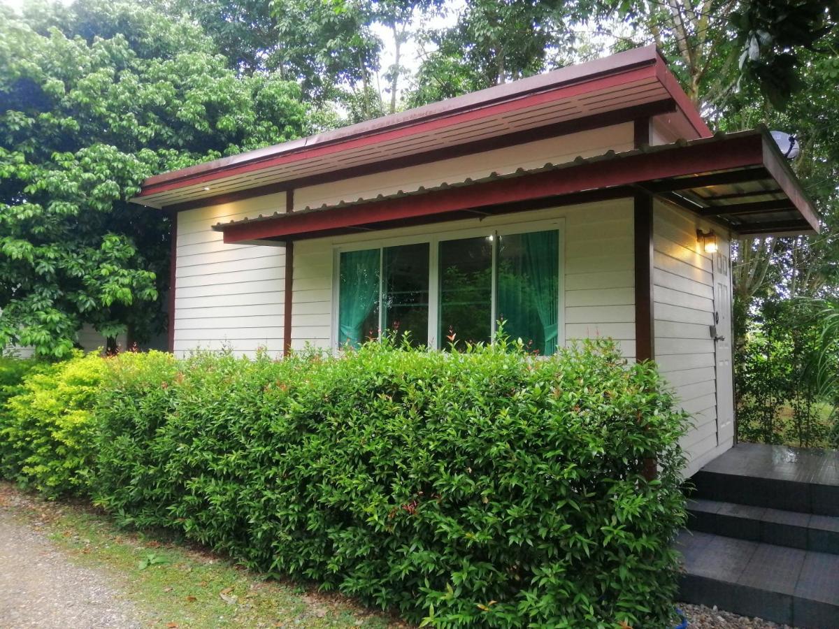 Sameikei Homestay Phrae Exterior foto